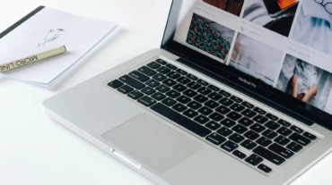 mel-poole-nuFOLbZn6KA-unsplash